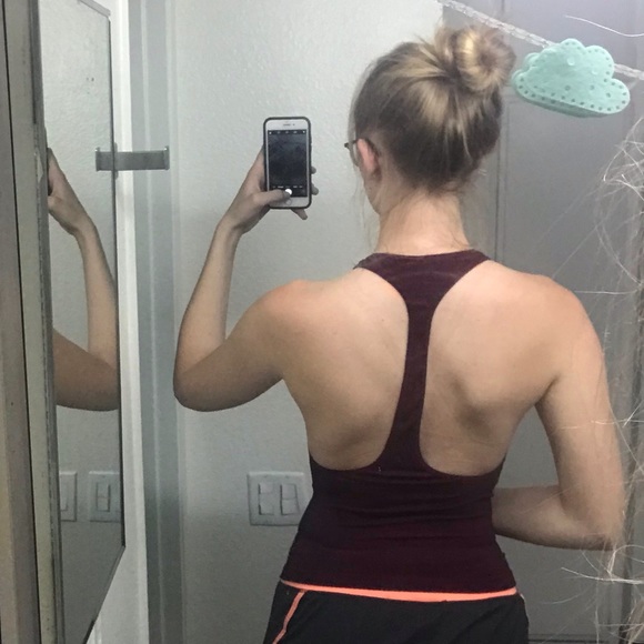 Deep purple open back tank top - Picture 3 of 3